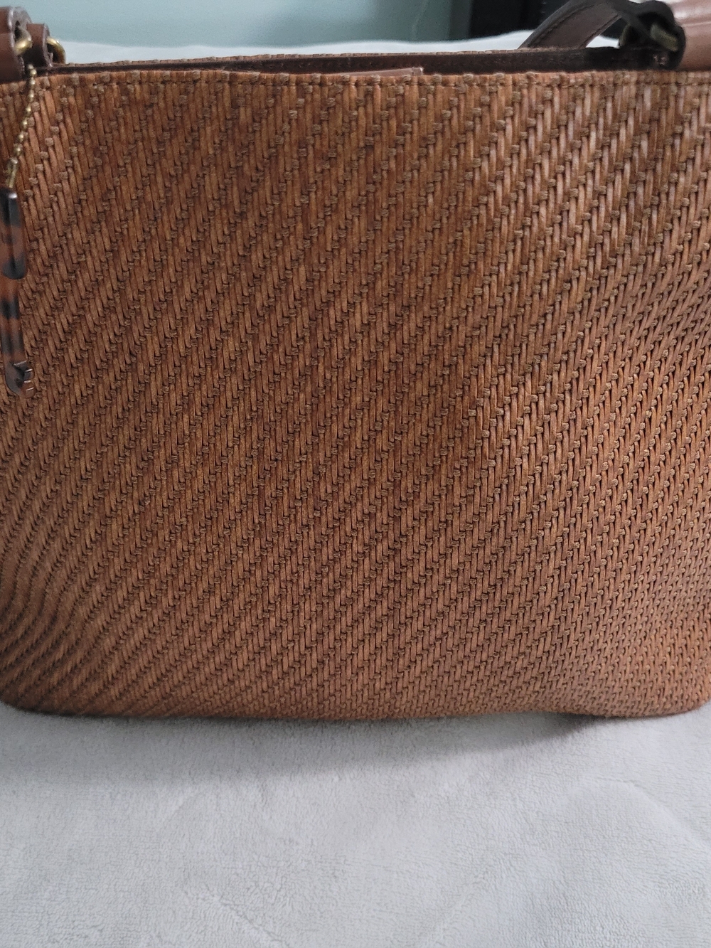 Fossil Brown Woven Tote Bag🤎